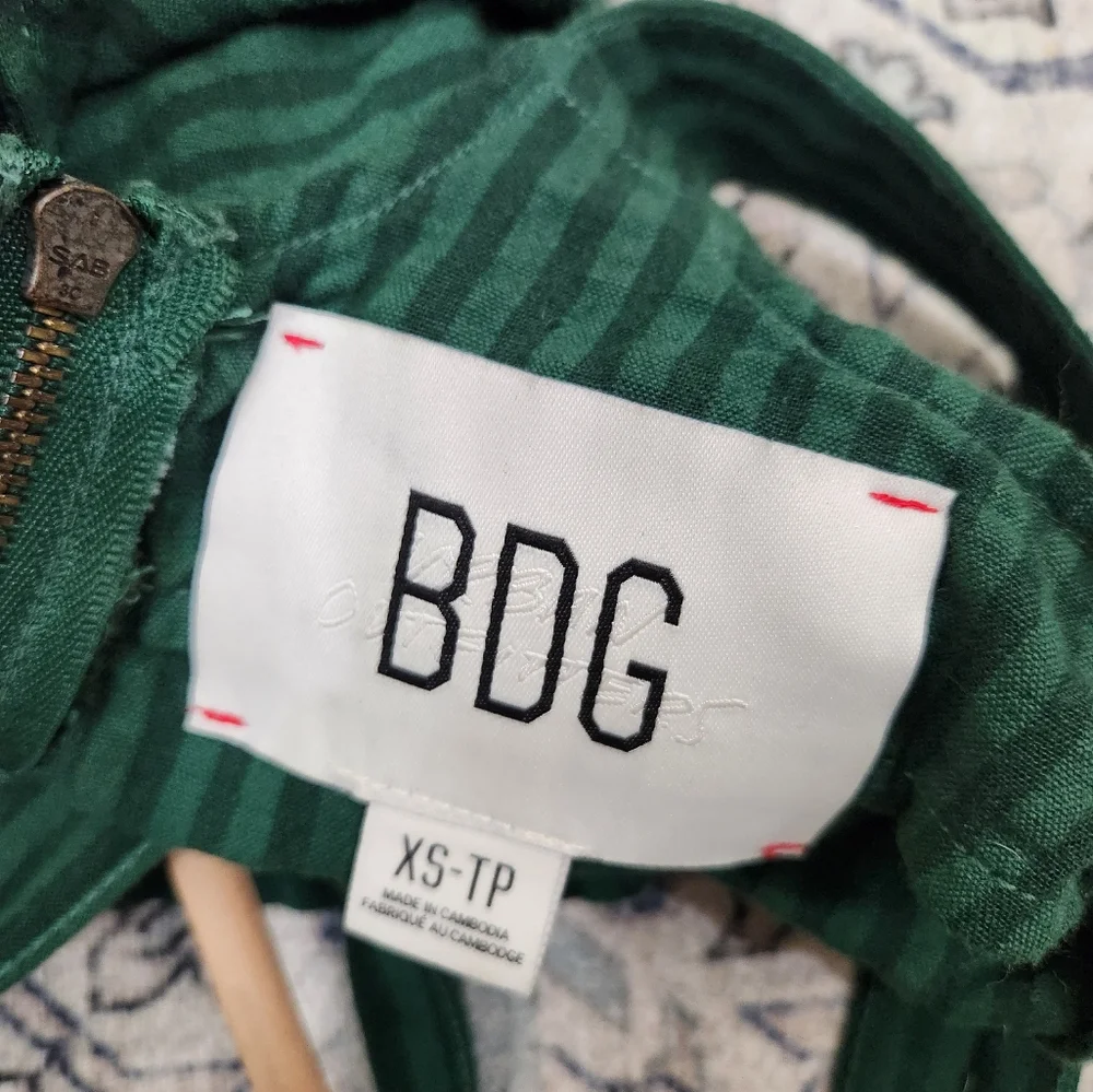 Urban Outfitters Dark Green Quilted Short Overalls